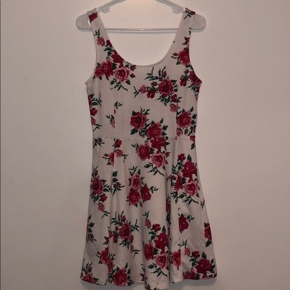 H&M sundress white with pink/red flowers